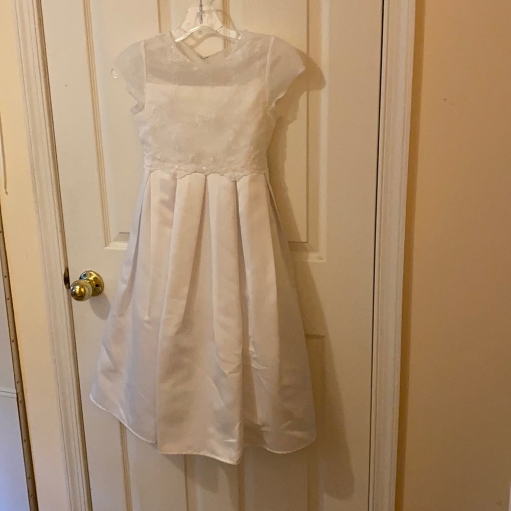 perfect for communion or flower girl.
